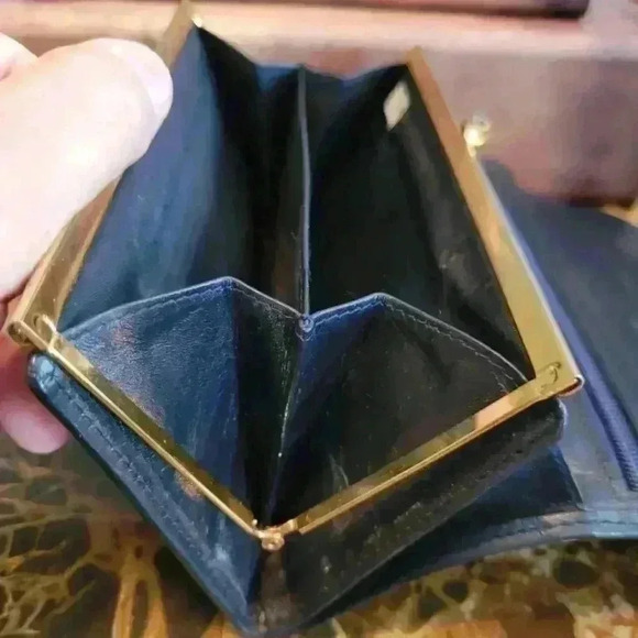 Christian Dior Navy Blue Vintage Wallet - Picture 9 of 10
